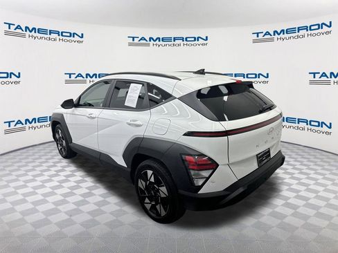 Used 2025 Hyundai Kona SEL FWD image 3