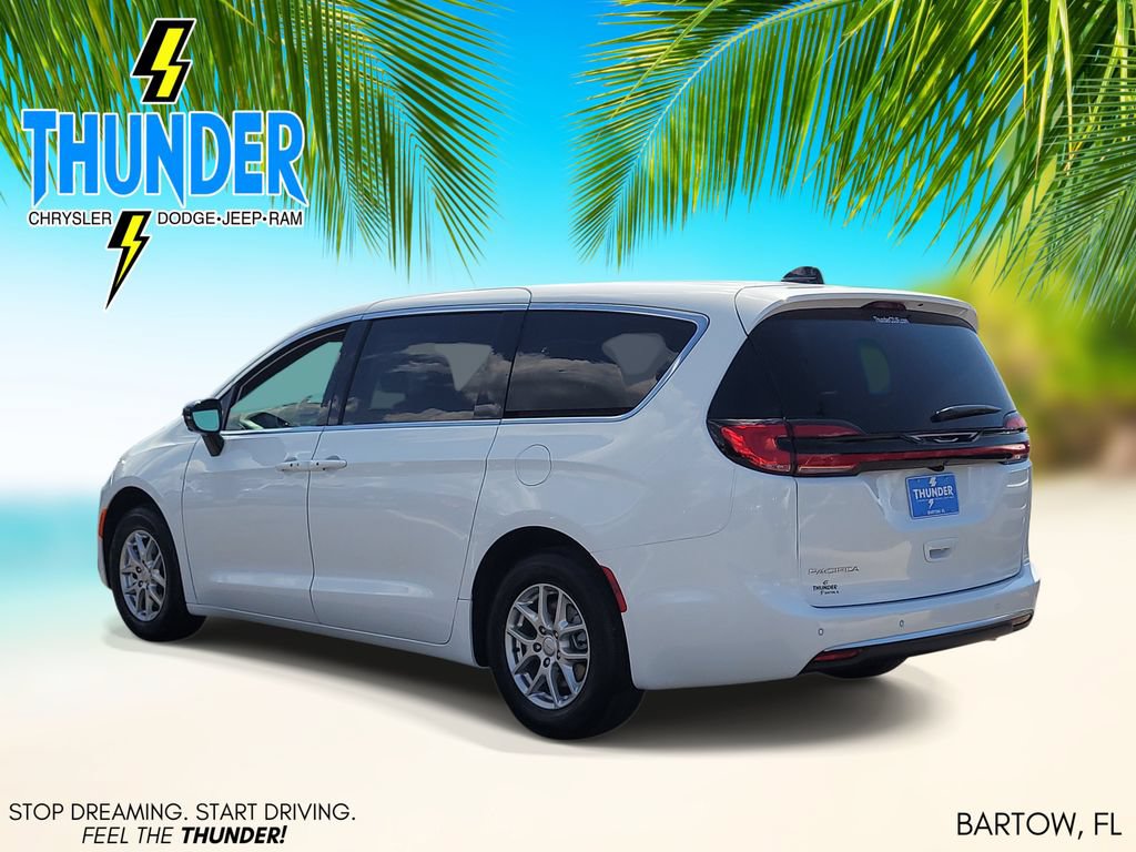 New 2027 Chrysler Pacifica Select w/ Family Tech Group FWD image 3