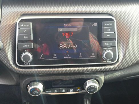 Used 2020 Nissan Kicks SV image 27