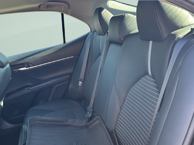 Used 2019 Toyota Camry SE w/ Convenience Package FWD image 22