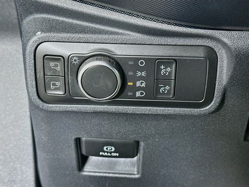 Used 2021 Ford Bronco First Edition AWD/4WD image 17