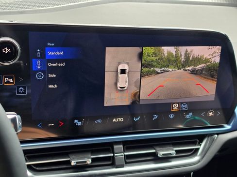 New 2026 Chevrolet Equinox EV LT AWD/4WD image 28