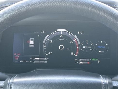 Certified 2024 Toyota Sequoia Platinum image 13