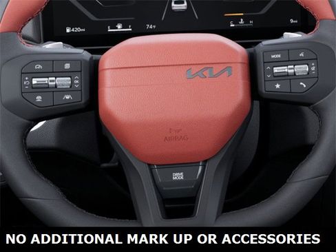 New 2025 Kia K4 GT-Line Turbo image 22