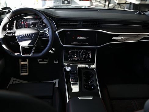 New 2025 Audi RS 6 performance image 28