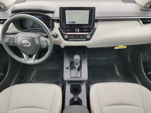 Used 2026 Toyota Corolla Cross LE w/ Moonroof Package FWD image 31