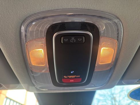 Used 2025 Hyundai Kona SEL image 30