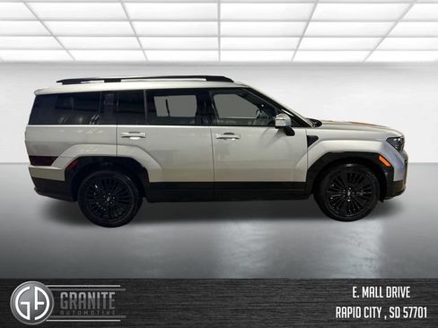 Used 2025 Hyundai Santa Fe Calligraphy AWD/4WD image 6