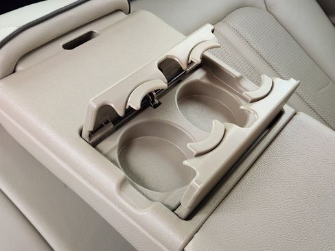 Used 2013 Lincoln MKX AWD image 27