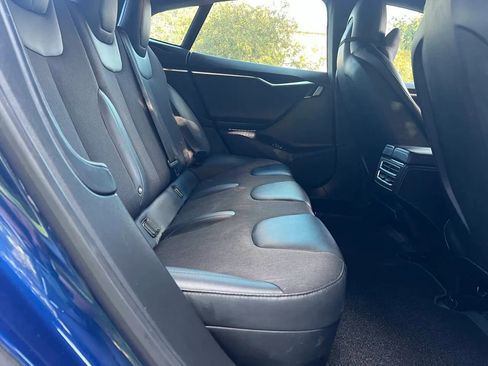 Used 2015 Tesla Model S 85D image 27