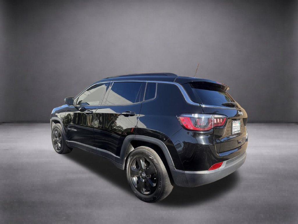 Used 2021 Jeep Compass Latitude FWD image 11