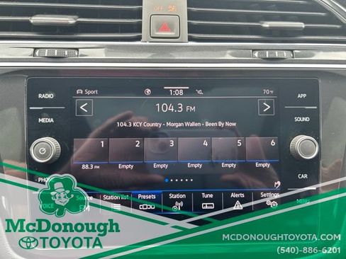 Used 2021 Volkswagen Tiguan SE R-Line AWD/4WD image 13