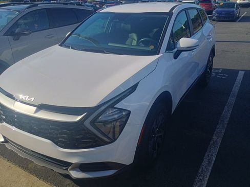 Certified 2023 Kia Sportage EX FWD image 1