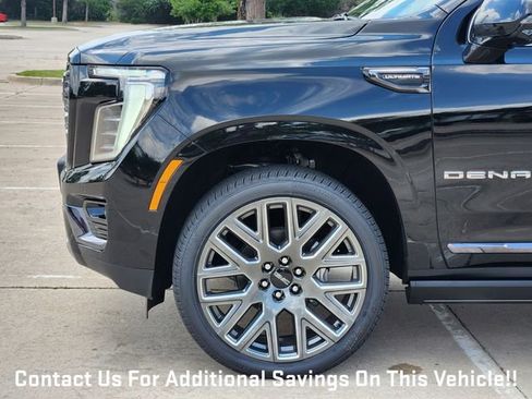 New 2026 GMC Yukon Denali Ultimate w/ LPO, Floor Liner Package AWD/4WD image 5
