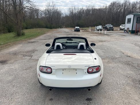Used 2008 MAZDA MX-5 Miata Sport image 27