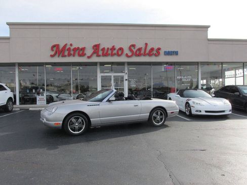 Used 2004 Ford Thunderbird RWD image 1