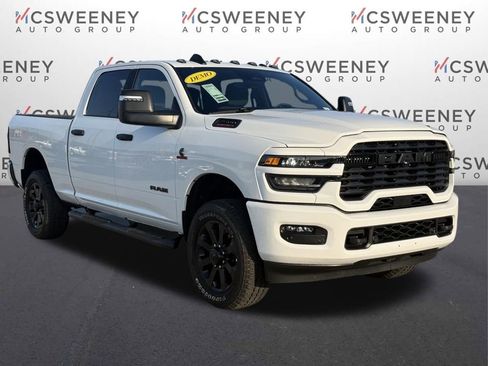 New 2026 RAM 2500 Big Horn AWD/4WD image 8