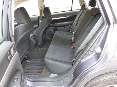 Used 2014 Subaru Outback 2.5i w/ Popular Package #1A AWD/4WD image 34