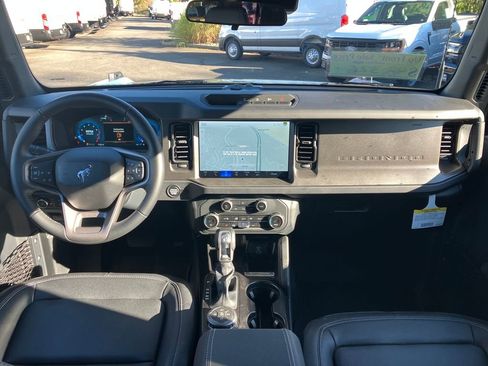 New 2025 Ford Bronco Big Bend w/ Black Diamond Package image 17