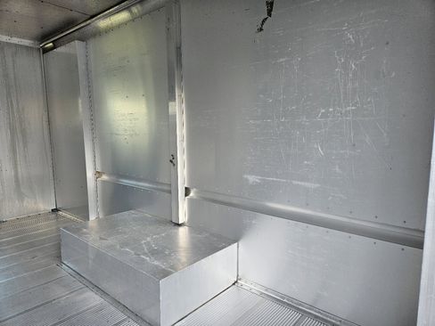 Used 2013 Ford E-350 and Econoline 350 Super Duty w/ Air Conditioning Prep Pkg image 18