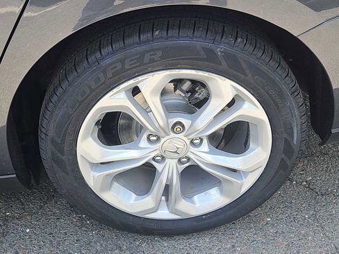 Certified 2024 Honda Accord LX image 8