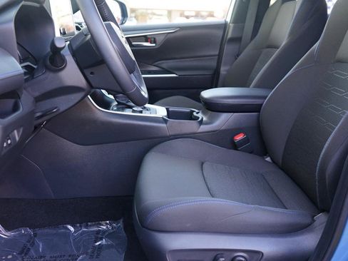 Used 2025 Toyota RAV4 SE AWD/4WD image 20