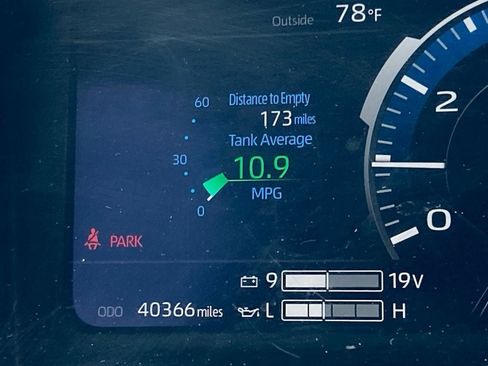 Used 2024 Toyota Sequoia TRD Pro AWD/4WD image 15