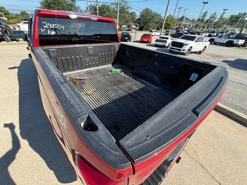 Used 2019 Chevrolet Silverado 1500 Custom w/ Custom Value Package AWD/4WD image 8