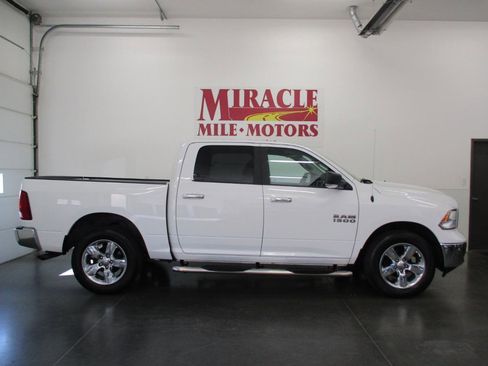 Used 2017 RAM 1500 Big Horn AWD/4WD image 6