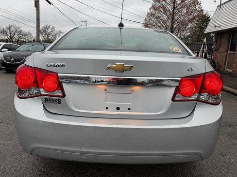 Used 2015 Chevrolet Cruze LT image 8