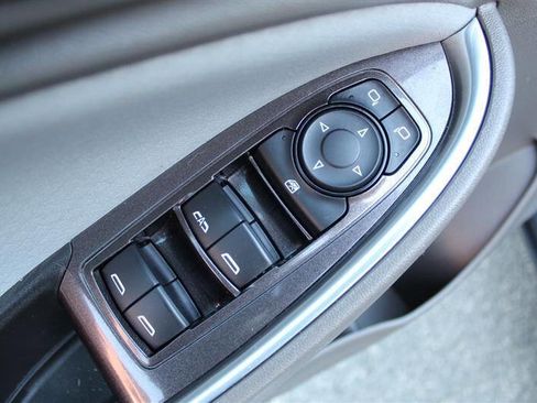 Used 2020 Chevrolet Malibu LT FWD image 12