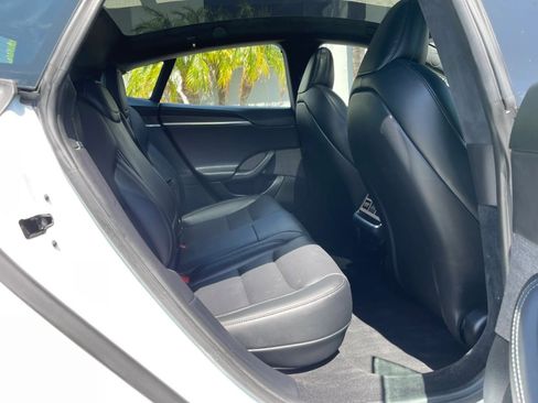 Used 2024 Tesla Model S AWD/4WD image 25