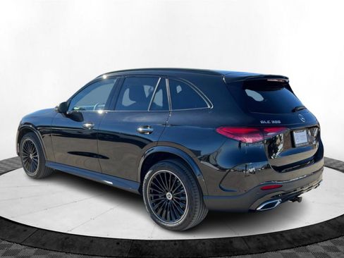 New 2026 Mercedes-Benz GLC 300 4MATIC image 3