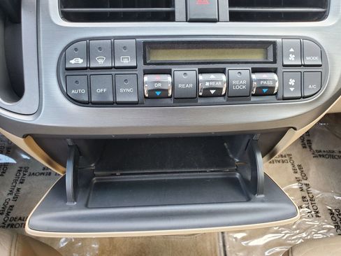 Used 2005 Honda Odyssey EX-L image 35