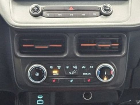 Used 2023 Ford Maverick XLT w/ Equipment Group 300A Standard image 11