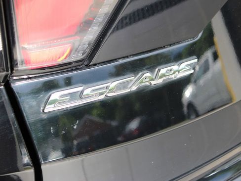 Used 2018 Ford Escape S FWD image 36