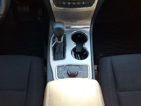 Used 2018 Jeep Grand Cherokee Laredo image 14