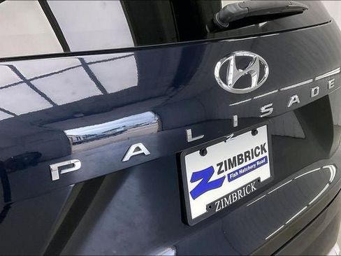 Used 2021 Hyundai Palisade Limited FWD image 9