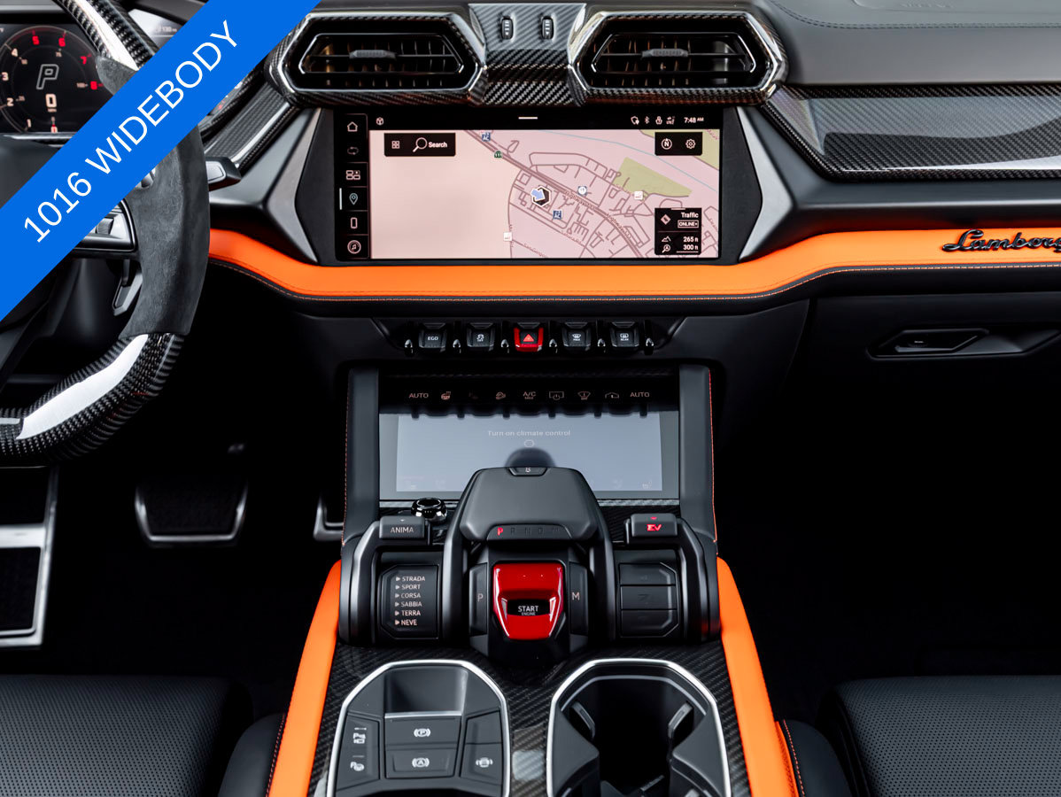 Used 2025 Lamborghini Urus SE AWD/4WD image 20