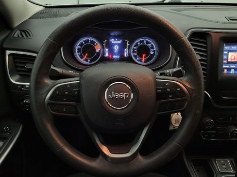 Used 2019 Jeep Cherokee Latitude w/ Popular Appearance Group image 22