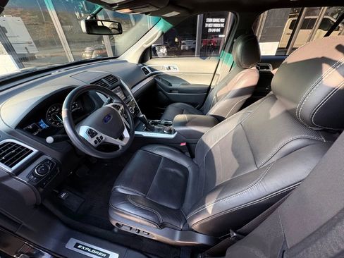 Used 2014 Ford Explorer Sport w/ Equipment Group 401A image 11