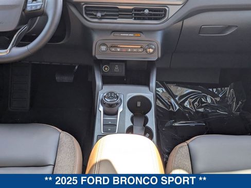 New 2025 Ford Bronco Sport Outer Banks image 19