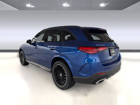 Certified 2023 Mercedes-Benz GLC 300 4MATIC image 3