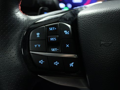 Used 2025 Ford Explorer ST RWD image 21