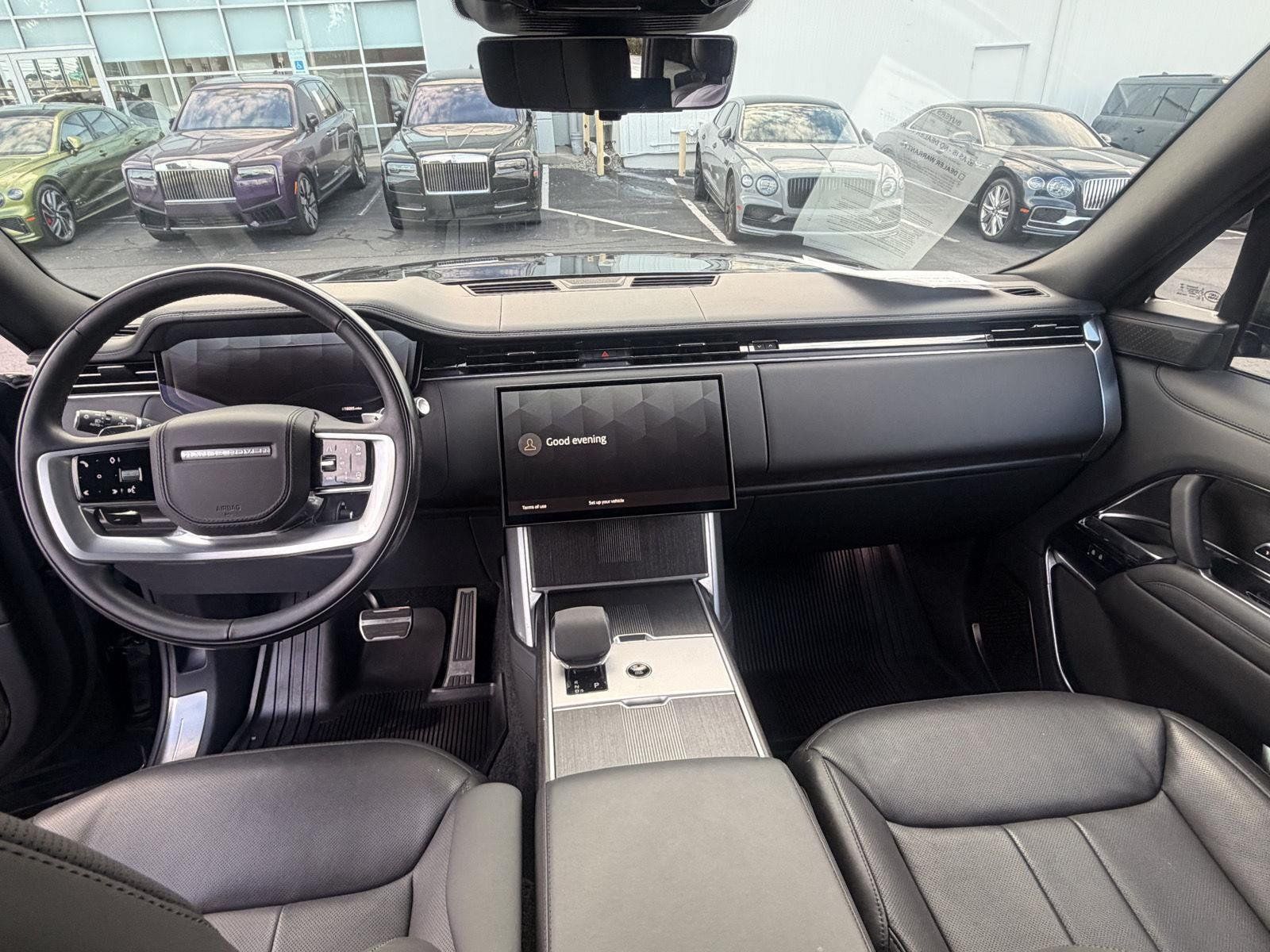 Used 2024 Land Rover Range Rover Long Wheelbase Autobiography AWD/4WD image 16