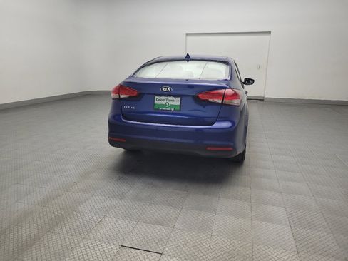 Used 2018 Kia Forte LX w/ LX Popular Package image 7