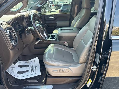 Used 2019 GMC Sierra 1500 SLT w/ SLT Premium Plus Package RWD image 15