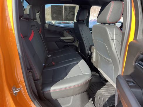 Used 2025 Chevrolet Colorado Z71 w/ Z71 Convenience Package 2 image 25