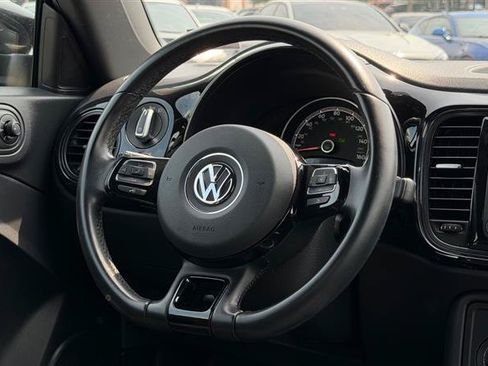 Used 2018 Volkswagen Beetle 2.0T FWD image 27