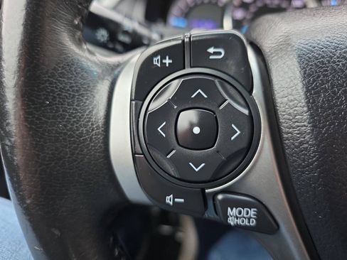 Used 2014 Toyota Camry SE FWD image 21